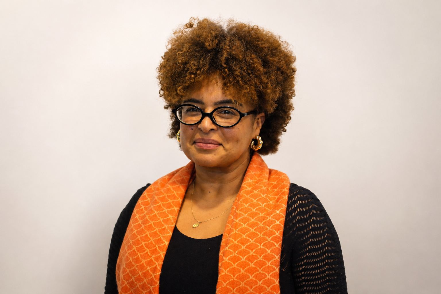 Alessandra Francisco — Coordenação e Apresentação do Coletivo Ayê